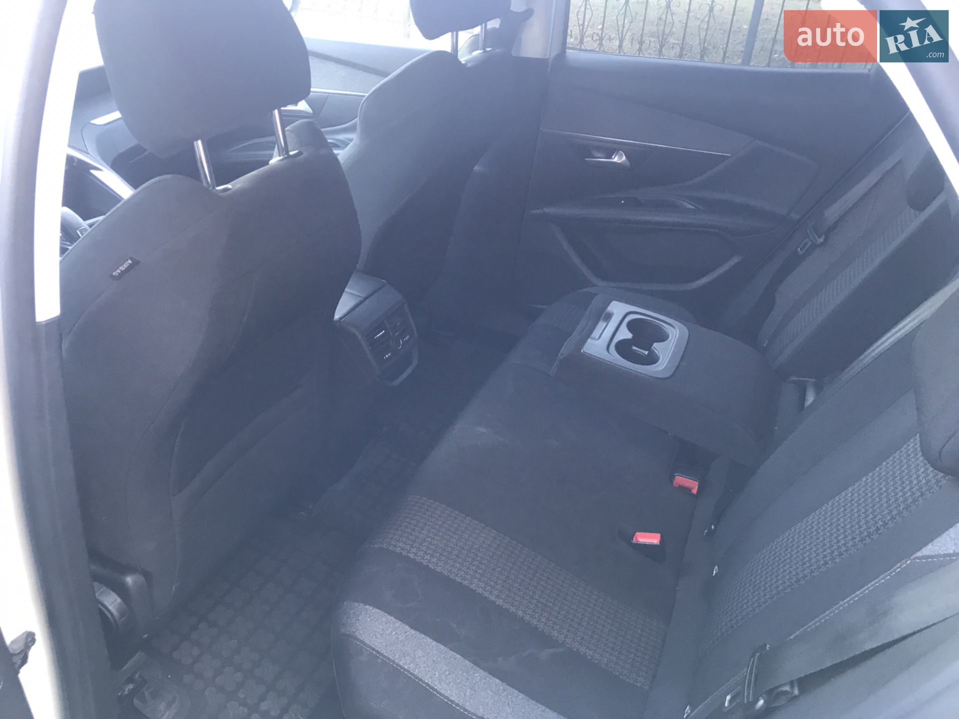 2017 Peugeot 3008 - мініатюра 12