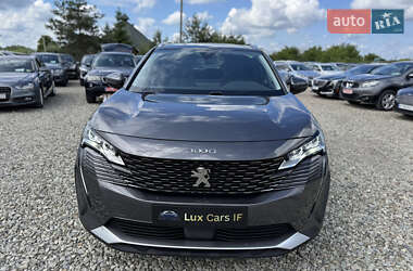 Позашляховик / Кросовер Peugeot 3008 2021 в 