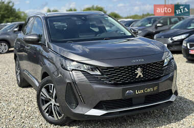 Позашляховик / Кросовер Peugeot 3008 2021 в 