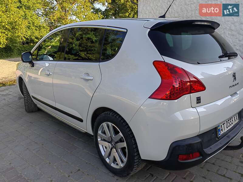 Позашляховик / Кросовер Peugeot 3008 2013 в Косові