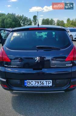 Позашляховик / Кросовер Peugeot 3008 2010 в 