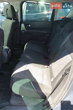 Позашляховик / Кросовер Peugeot 3008 2010 в 