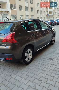Внедорожник / Кроссовер Peugeot 3008 2010 в 