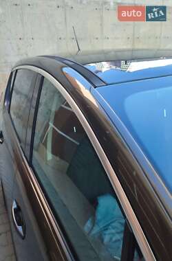 Внедорожник / Кроссовер Peugeot 3008 2010 в 