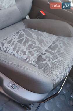 Внедорожник / Кроссовер Peugeot 3008 2010 в 