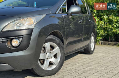 Внедорожник / Кроссовер Peugeot 3008 2012 в 