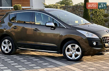 Внедорожник / Кроссовер Peugeot 3008 2011 в 