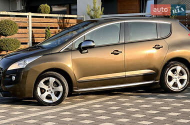 Внедорожник / Кроссовер Peugeot 3008 2011 в 