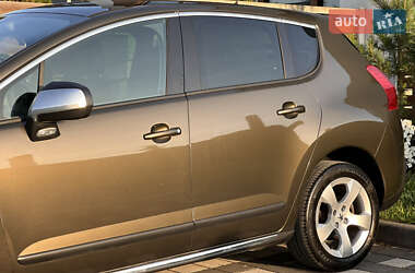 Внедорожник / Кроссовер Peugeot 3008 2011 в 