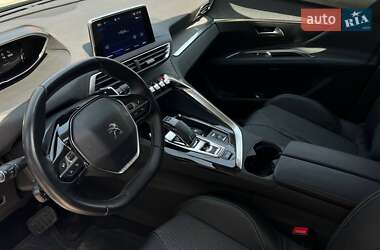 Внедорожник / Кроссовер Peugeot 3008 2021 в 