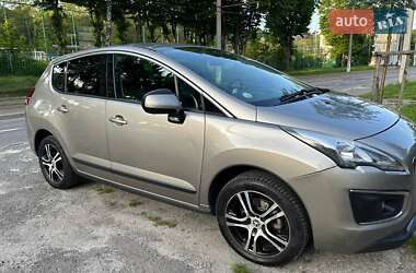 Позашляховик / Кросовер Peugeot 3008 2014 в 