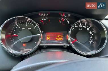 Позашляховик / Кросовер Peugeot 3008 2014 в 