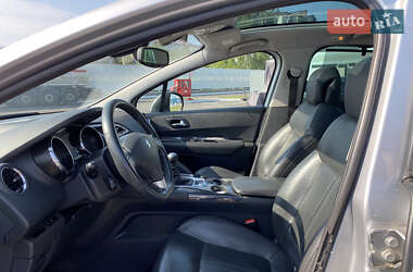 Внедорожник / Кроссовер Peugeot 3008 2009 в 