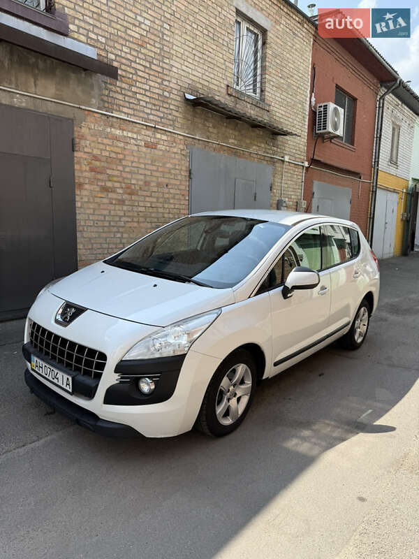 Peugeot 3008 2012