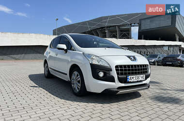 Внедорожник / Кроссовер Peugeot 3008 2012 в 