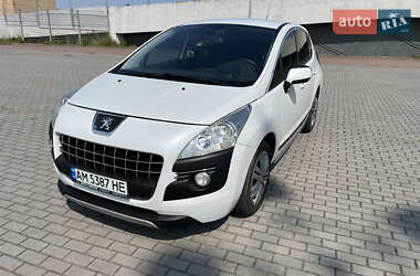 Позашляховик / Кросовер Peugeot 3008 2012 в Львові