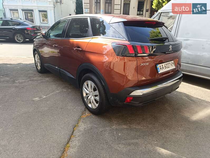 Внедорожник / Кроссовер Peugeot 3008 2017 в Киеве