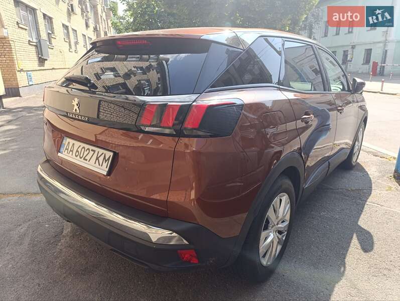 Внедорожник / Кроссовер Peugeot 3008 2017 в Киеве