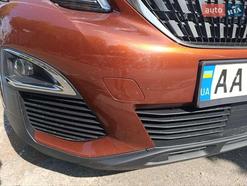 Внедорожник / Кроссовер Peugeot 3008 2017 в Киеве