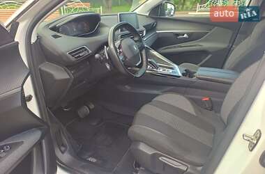 Внедорожник / Кроссовер Peugeot 3008 2020 в 