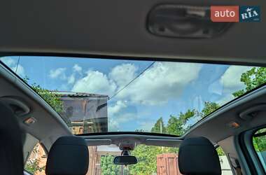 Внедорожник / Кроссовер Peugeot 3008 2011 в 