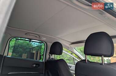 Внедорожник / Кроссовер Peugeot 3008 2011 в 