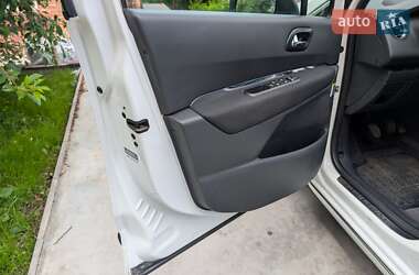Внедорожник / Кроссовер Peugeot 3008 2011 в 