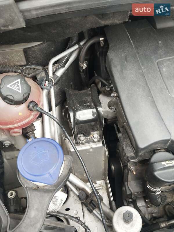 Позашляховик / Кросовер Peugeot 3008 2012 в Вишгороді