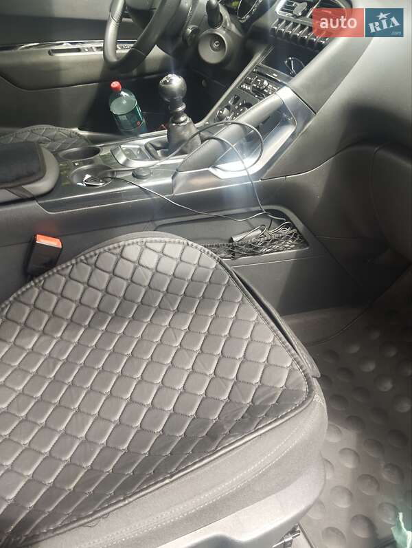 Позашляховик / Кросовер Peugeot 3008 2012 в Вишгороді