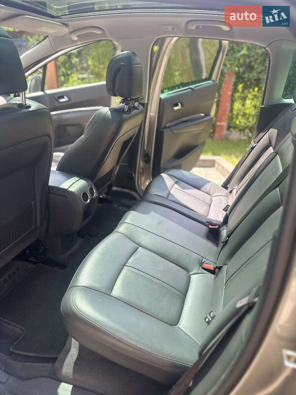 Позашляховик / Кросовер Peugeot 3008 2009 в Івано-Франківську