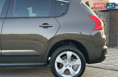 Внедорожник / Кроссовер Peugeot 3008 2011 в 