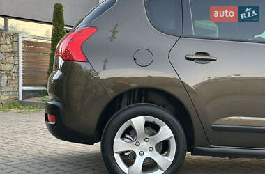 Внедорожник / Кроссовер Peugeot 3008 2011 в 