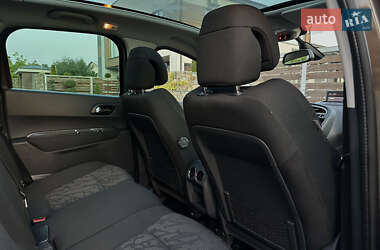 Внедорожник / Кроссовер Peugeot 3008 2011 в 