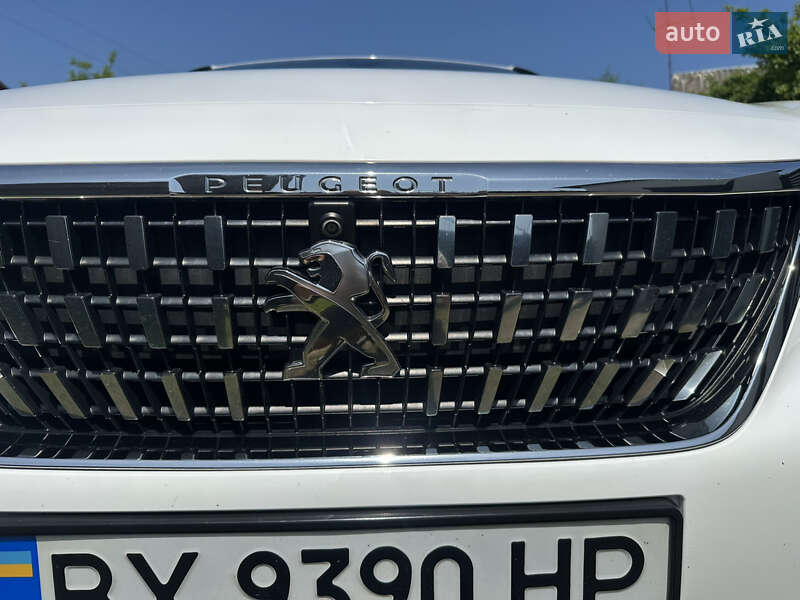 Позашляховик / Кросовер Peugeot 3008 2017 в Шепетівці