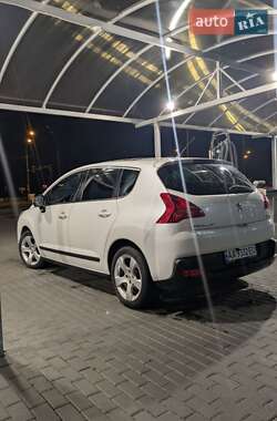 Внедорожник / Кроссовер Peugeot 3008 2010 в 
