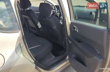 Внедорожник / Кроссовер Peugeot 3008 2011 в 