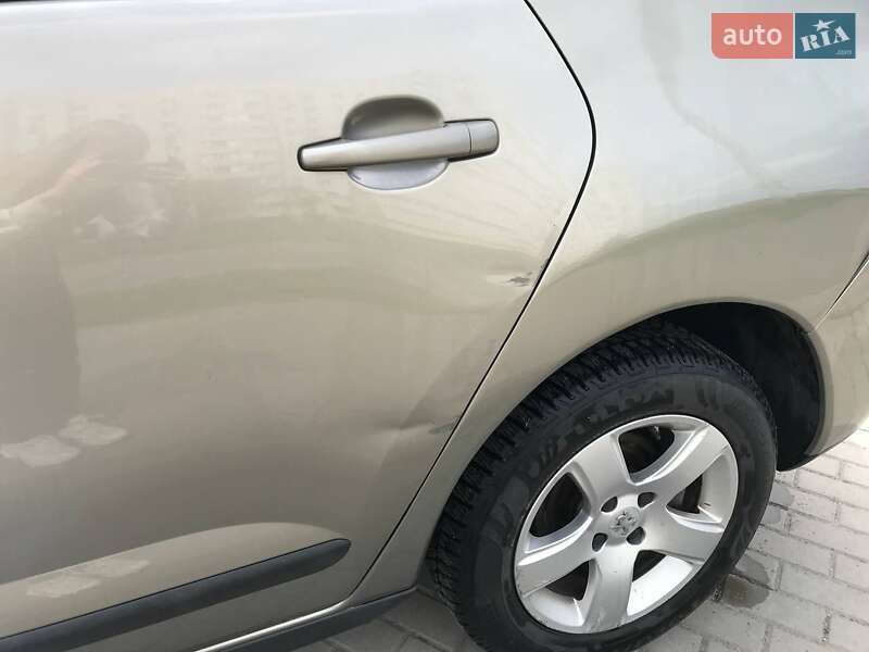 Позашляховик / Кросовер Peugeot 3008 2011 в Вінниці