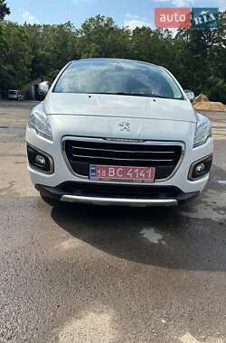 Внедорожник / Кроссовер Peugeot 3008 2013 в Киверцах