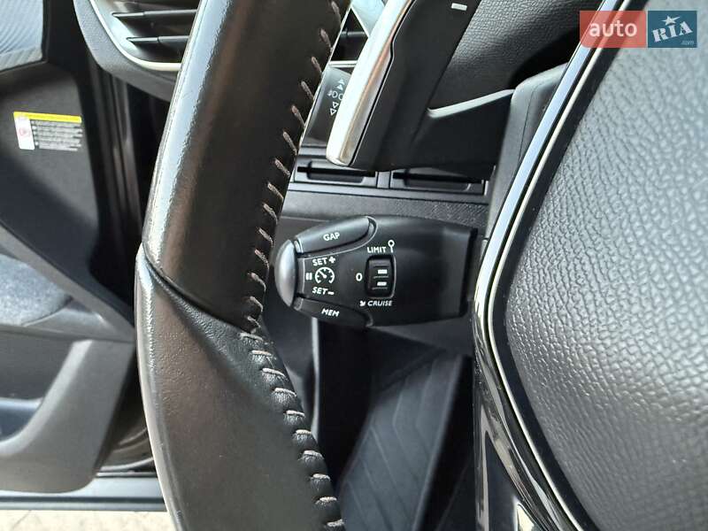 Позашляховик / Кросовер Peugeot 3008 2020 в Стрию