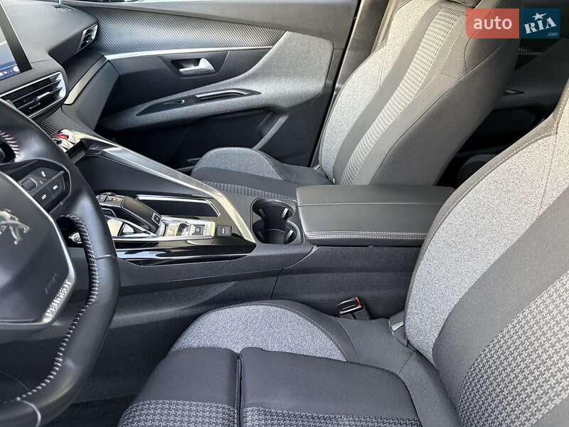 Позашляховик / Кросовер Peugeot 3008 2020 в Стрию
