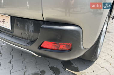 Позашляховик / Кросовер Peugeot 3008 2010 в 
