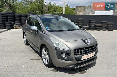 Позашляховик / Кросовер Peugeot 3008 2010 в 