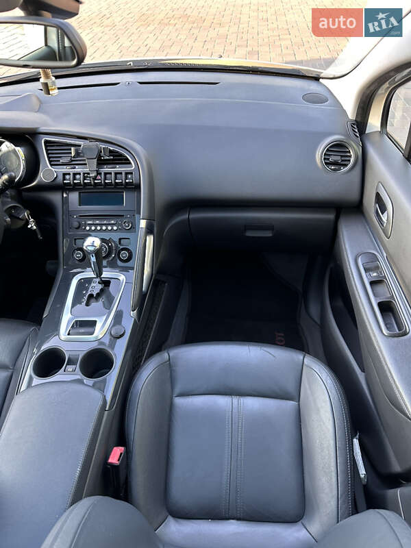 Позашляховик / Кросовер Peugeot 3008 2012 в Миколаєві