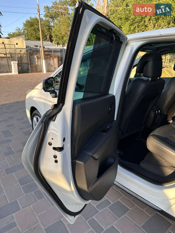 Позашляховик / Кросовер Peugeot 3008 2012 в Миколаєві