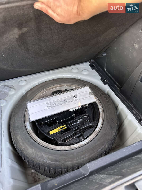 Позашляховик / Кросовер Peugeot 3008 2012 в Миколаєві