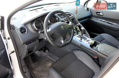 Позашляховик / Кросовер Peugeot 3008 2015 в 