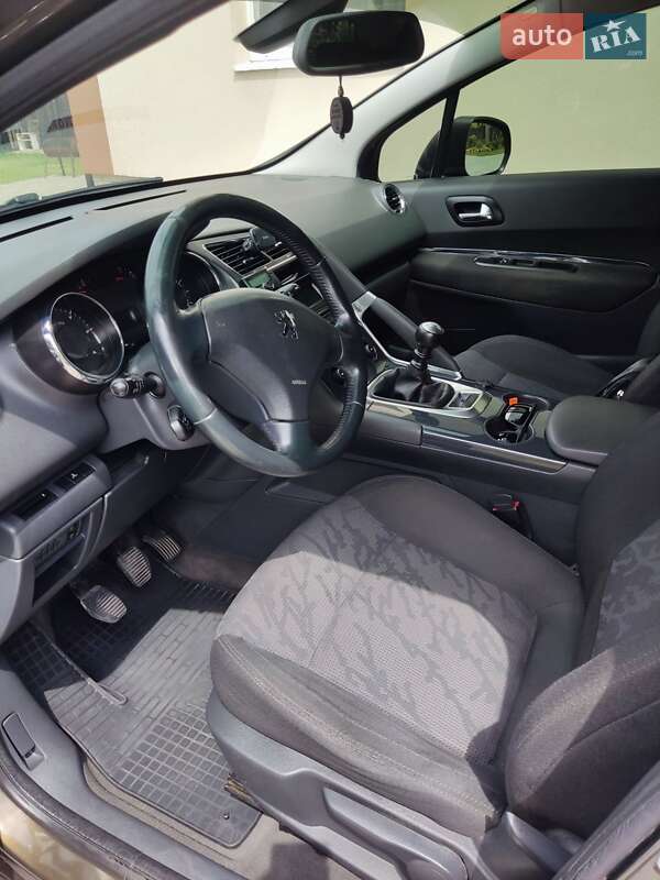 Внедорожник / Кроссовер Peugeot 3008 2010 в Тернополе