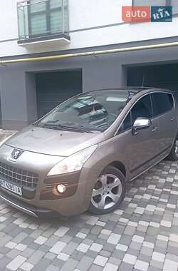 Внедорожник / Кроссовер Peugeot 3008 2011 в Ивано-Франковске
