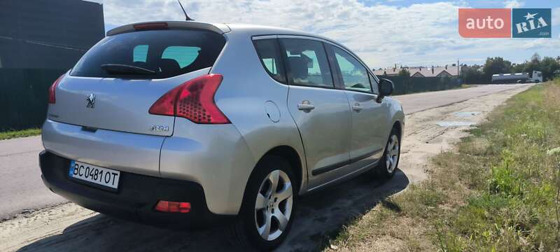 Позашляховик / Кросовер Peugeot 3008 2011 в Львові