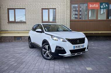 Внедорожник / Кроссовер Peugeot 3008 2020 в 